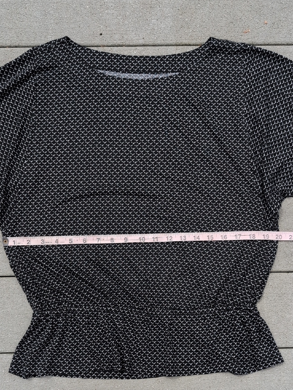 LOFT Elastic Waist 3/4 Sleeve Top - Picture 9 of 10